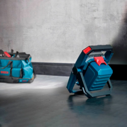 Linterna a Batería GLI 18V-2200 C Professional Bosch (Sin Baterías)