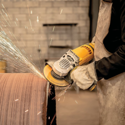 Amoladora Angular 2700W 9″ DeWalt DWE4579-B2